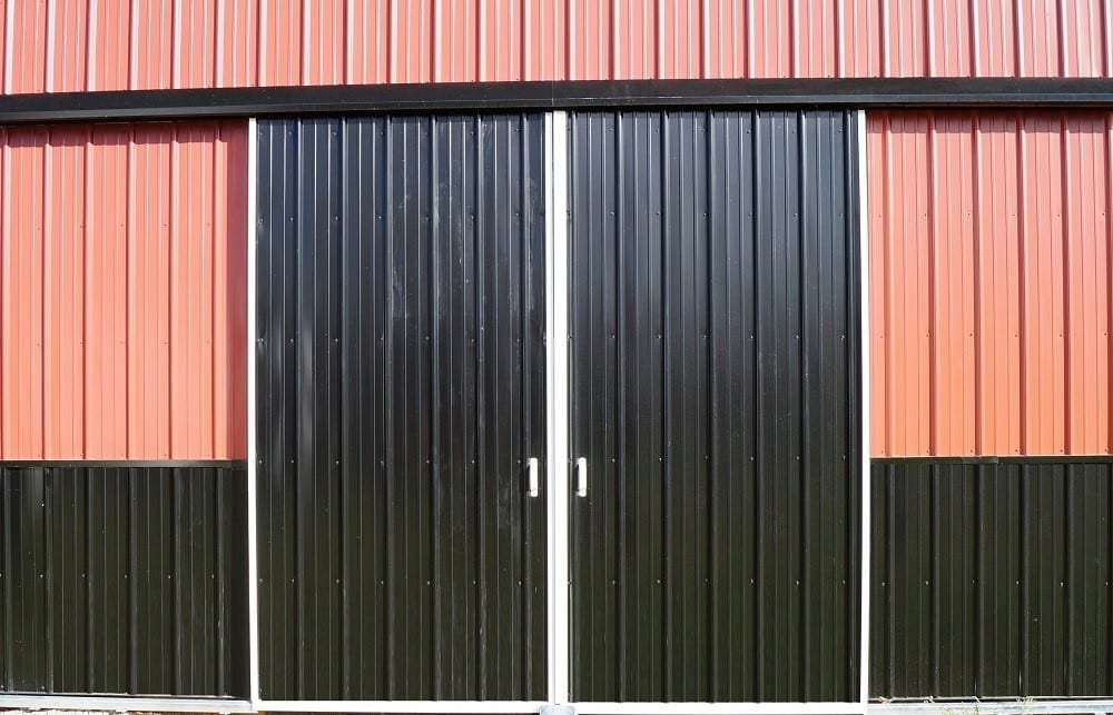 Two Door Options for Pole Barns Agricultural buildings in Ohio | Amish barn builders in Ohio 