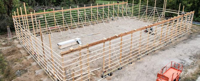 barn builders in Williams County